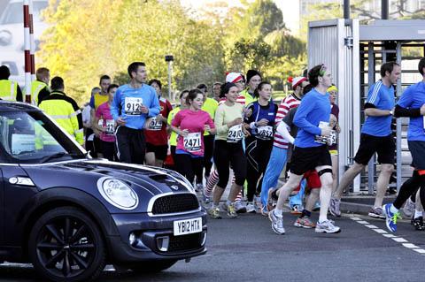 Pictures of the half marathon that took place in Oxford on Sunday 14th October 2012