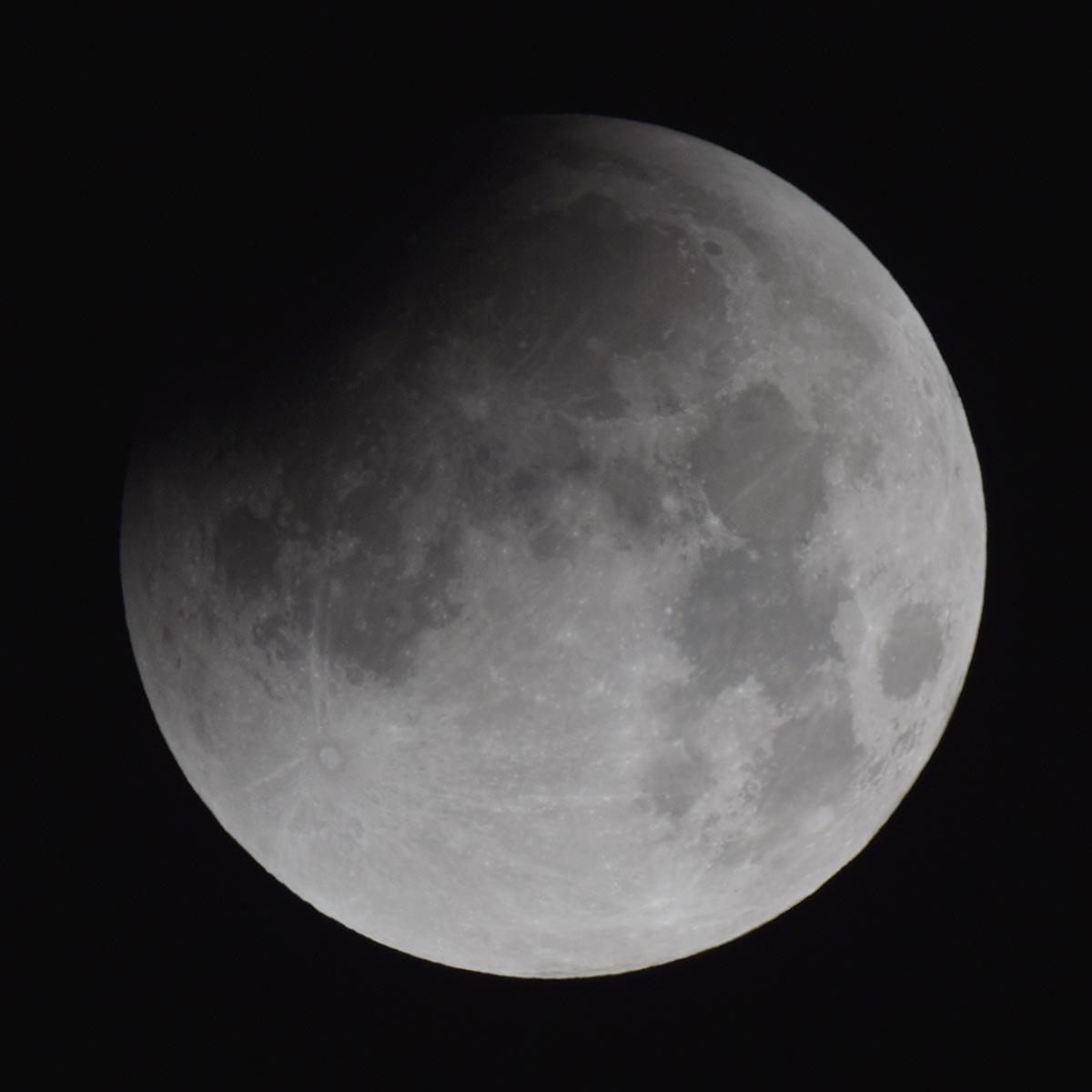 Blood Moon Lunar Eclipse by Mark Hemsworth