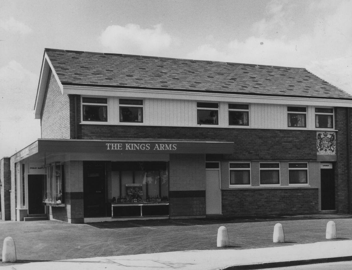 The Kings Arms in Banbury Road in 1963.