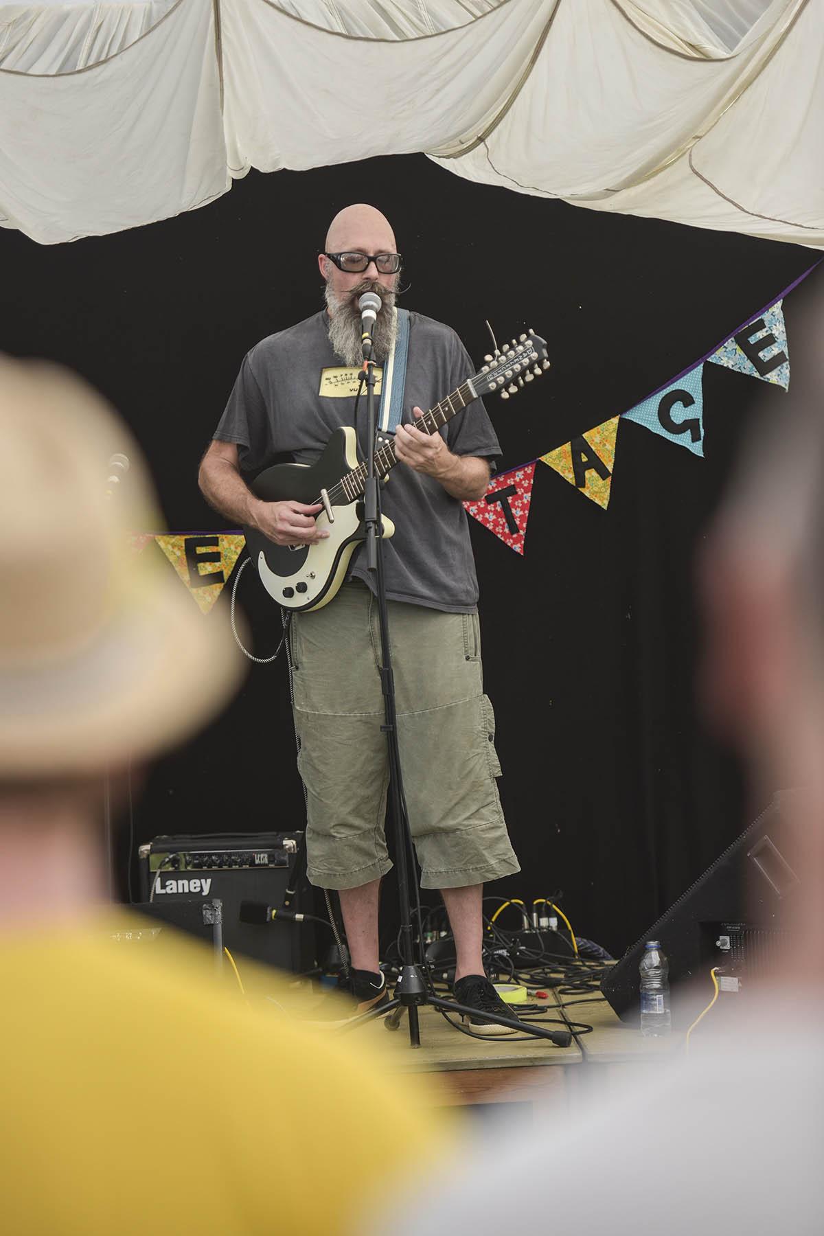 Pictures from This weekend Riverside festival held in Charlbury.