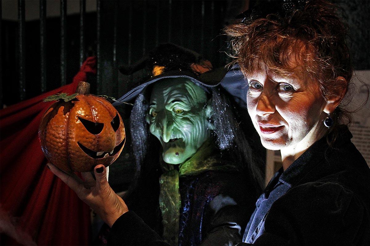 Writer and storyteller Cat Weatherill told spooky stories as part of the half term Halloween celebrations at Blenheim