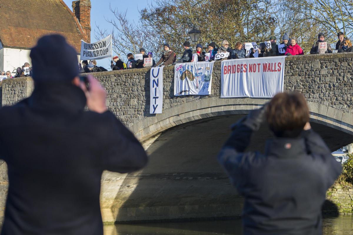 Anti-Trump Protests in Oxford at the Bridge of Sighs and Botley Rail Bridge, and Abingdon Bridge. Bridges Not Walls.