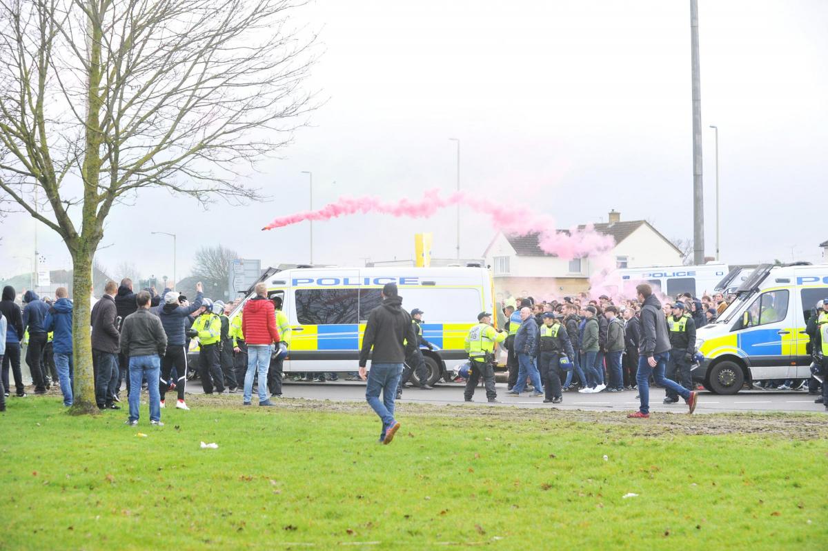 Oxford United V Swindon Town 5/2/17 Pic credit Thomas Dryden-Kelsey