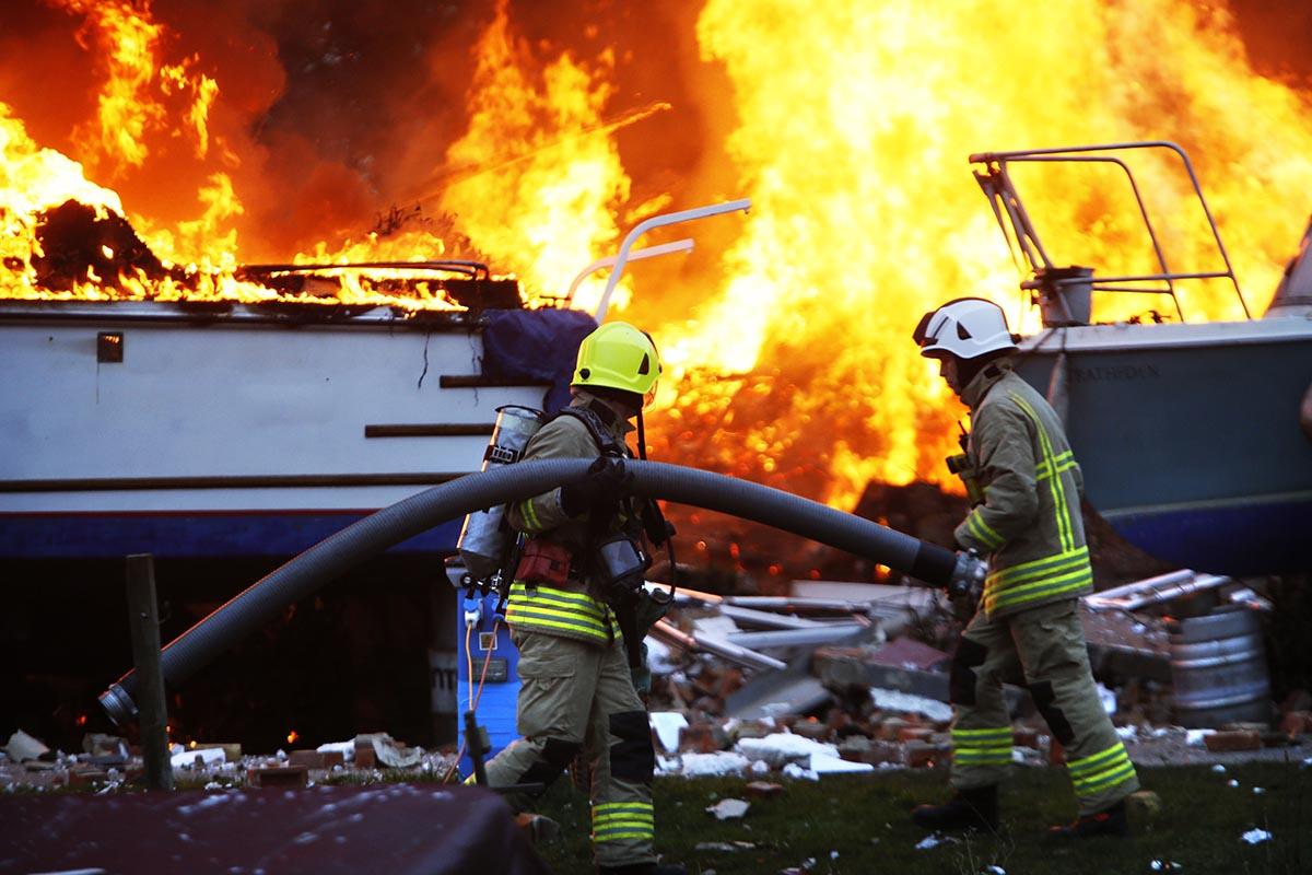 Huge Explosion at Osney Marina