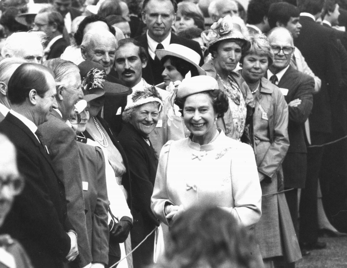 The Queen at Oxford railway station in 1983