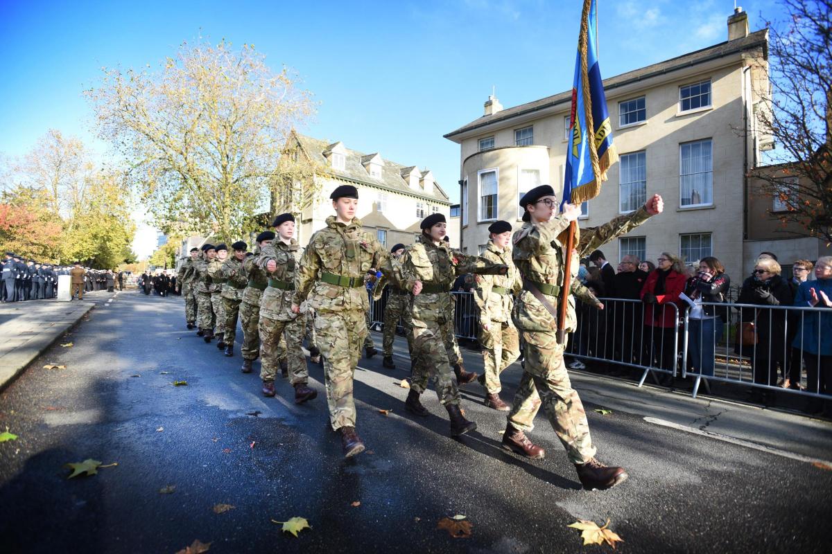 Crowds gather in St Giles for the 2017 Remembrance Sunday parade and service - pictures Richard Cave