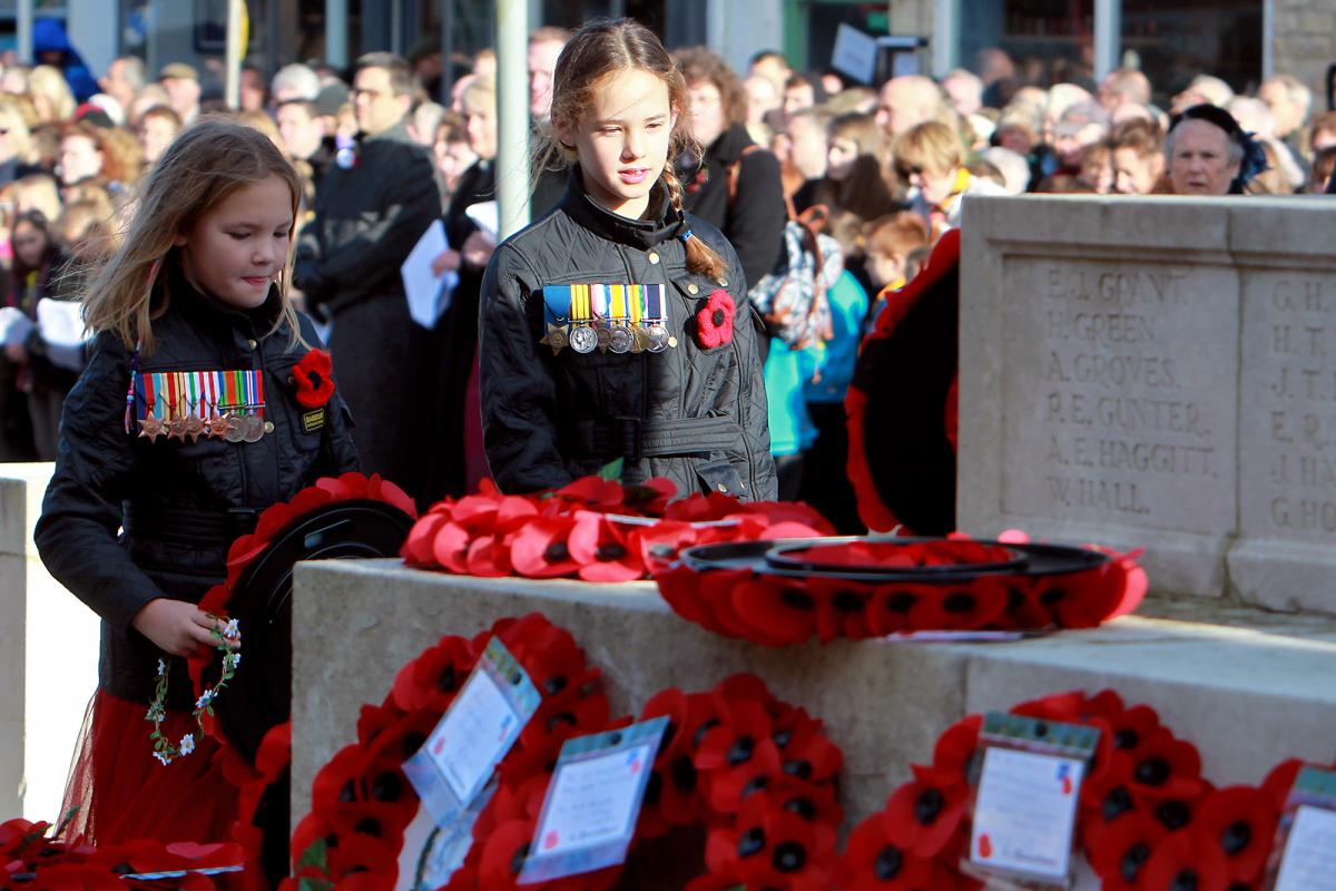 Witney Remembrance Sunday 2017 - pictures Ric Mellis
