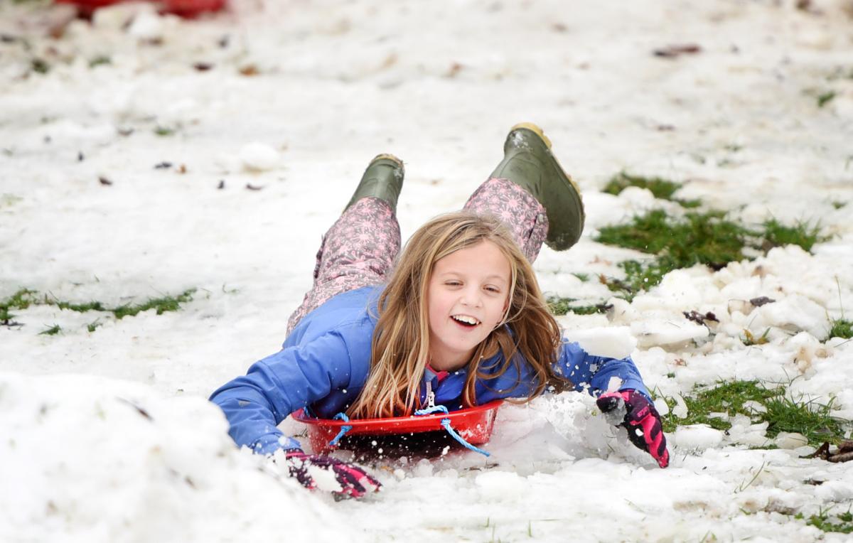 Fun in the snow, South Park, Oxford - pic. Richard Cave.