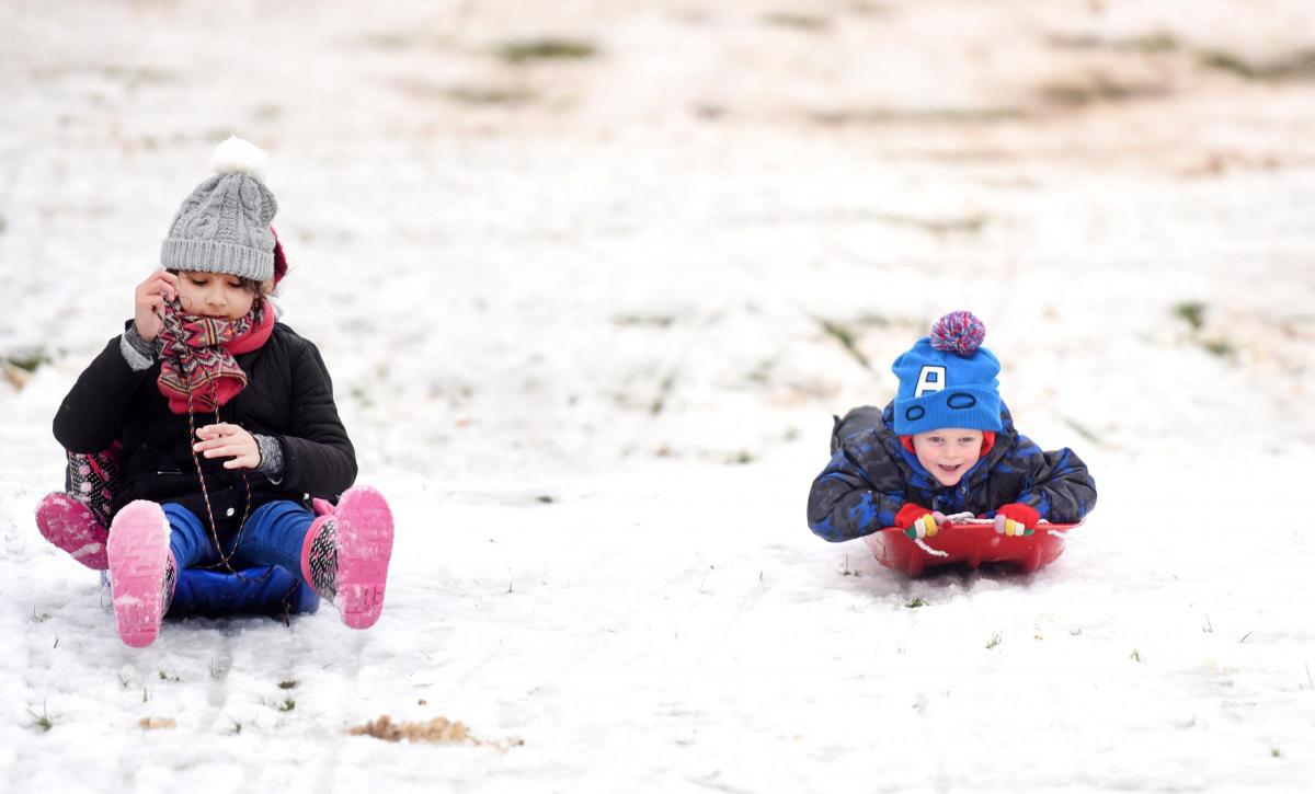 Fun in the snow, South Park, Oxford - pic. Richard Cave.