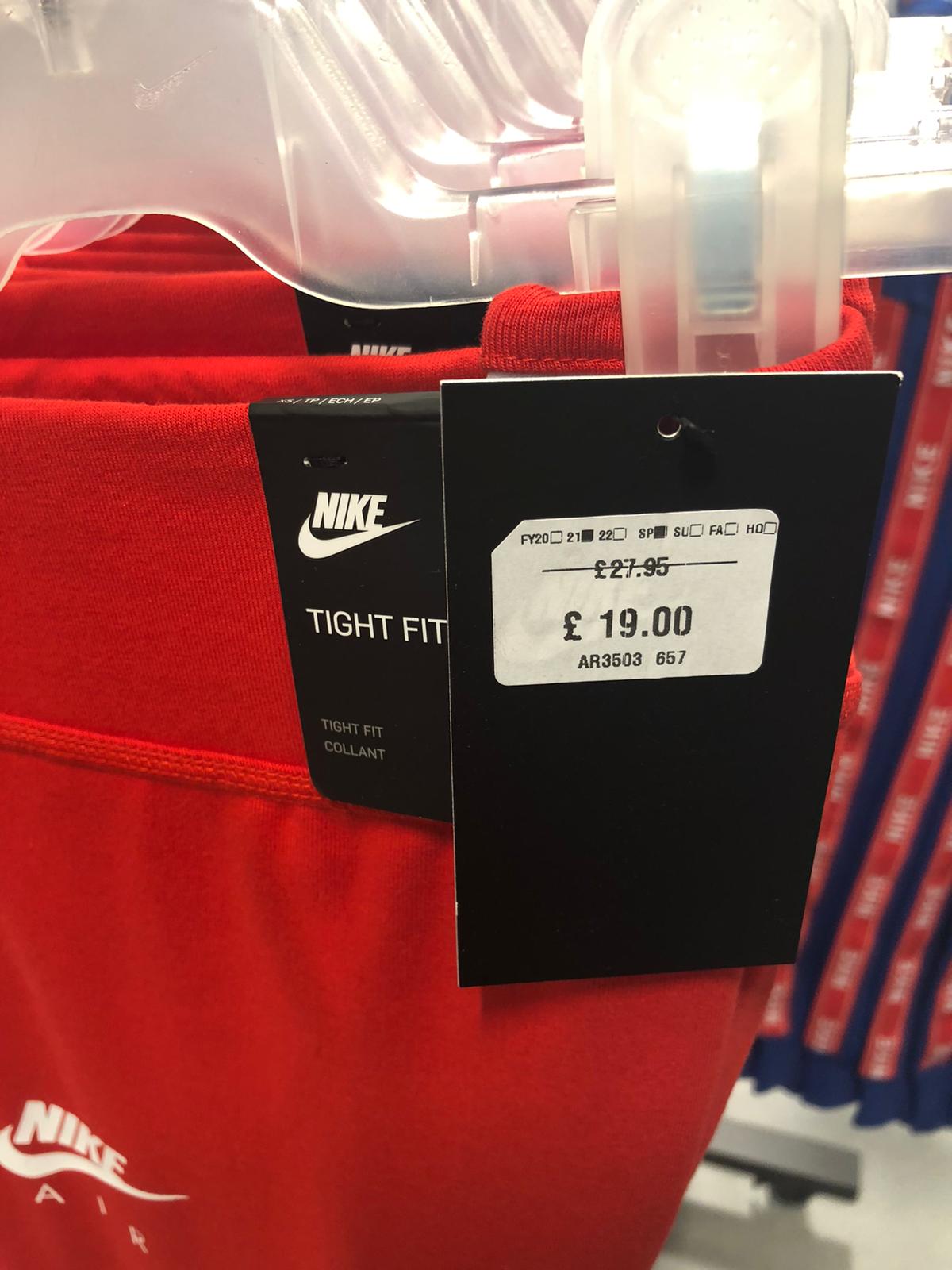 nike outlet uk near me