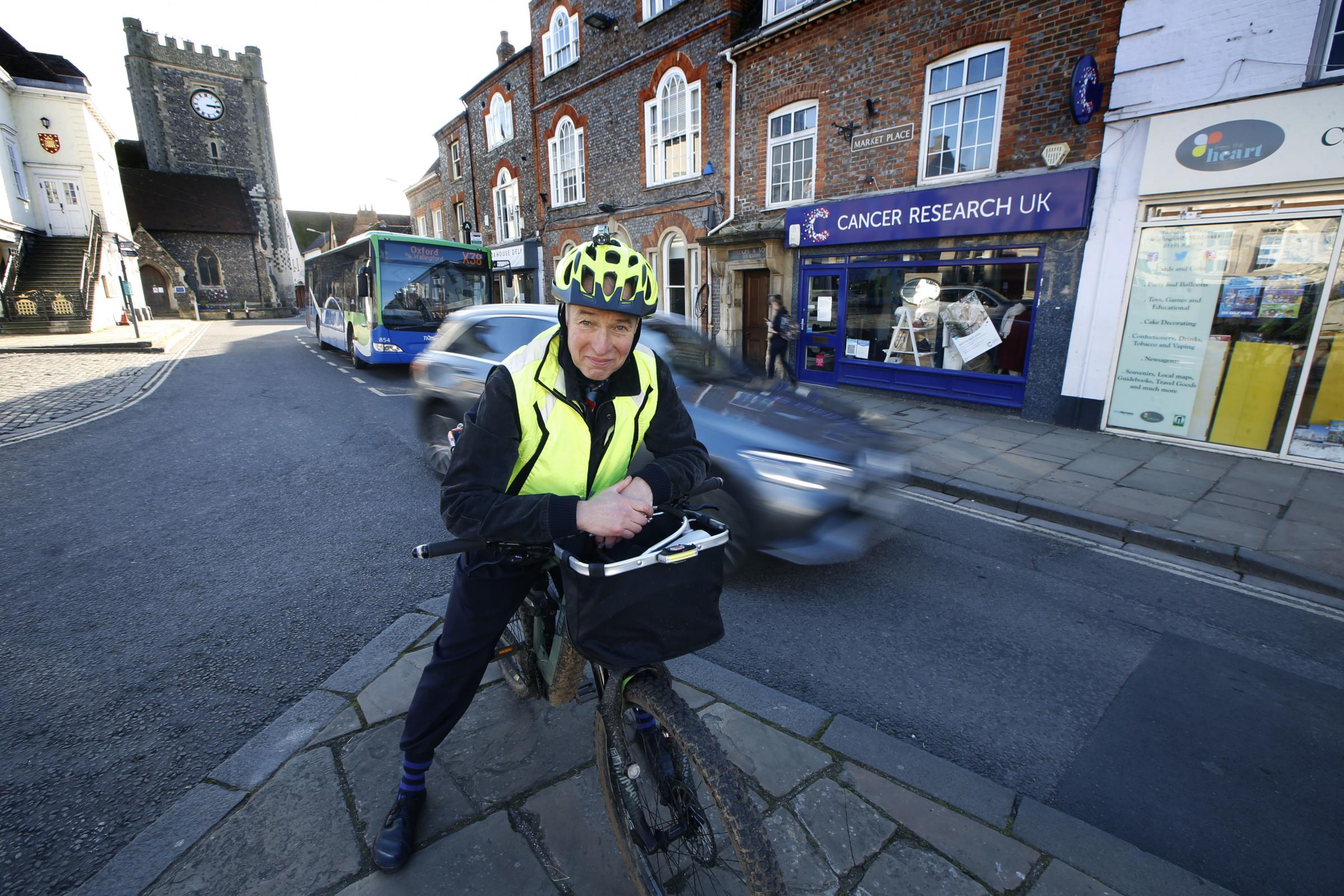County Councillor Dr Pete Sudbury pushes for 20mph zones for public safety in the Wallingford town centre..28/02/2021.Picture by Ed Nix..