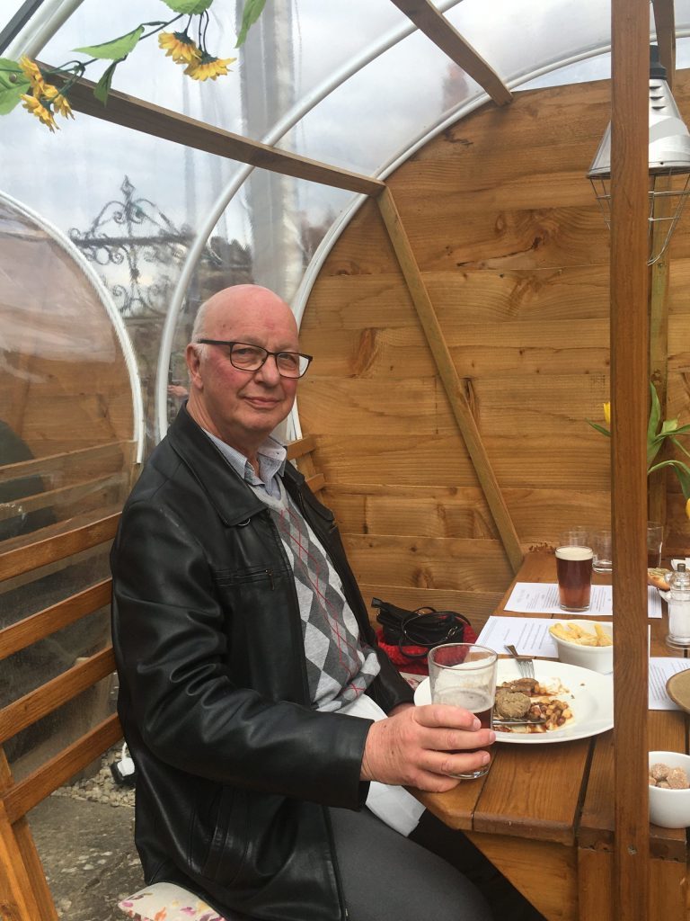 Dave Richardson of Oxford CAMRA in a dining pod at The White Hart in Wytham 