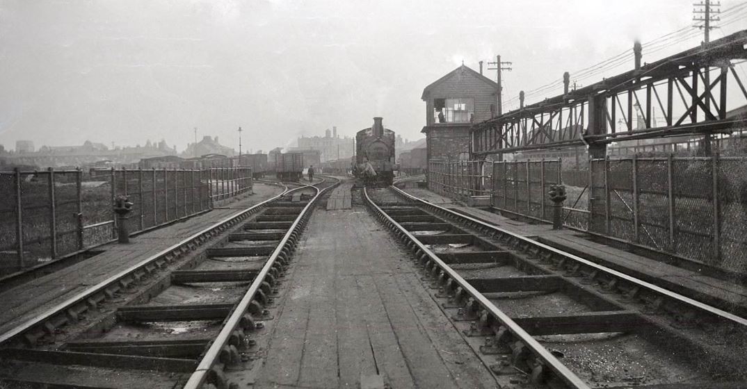 A locomotive on the swing bridge at Rewley Road, Oxford, in 1934 