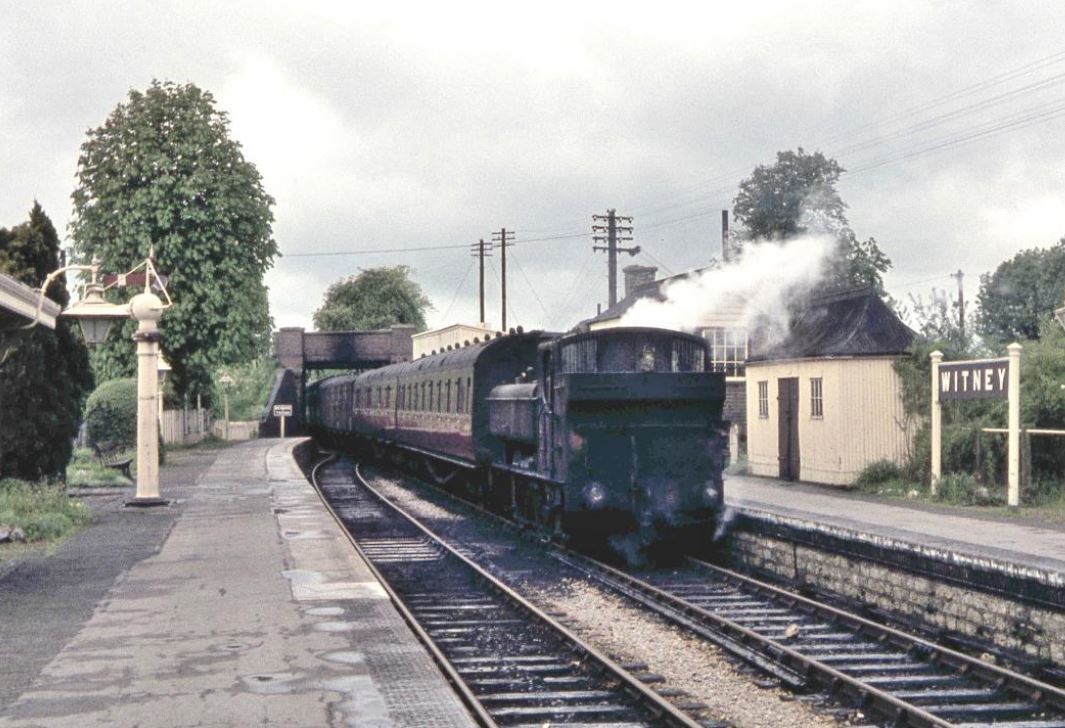 No 7404 at Witney in 1962 with a train to Oxford – Picture: Michael Hale