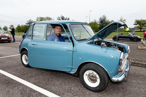 Oxford Mail: Dean and Melanie Fowler, from Woodstock travelled in their1961 Morris Mini Minor