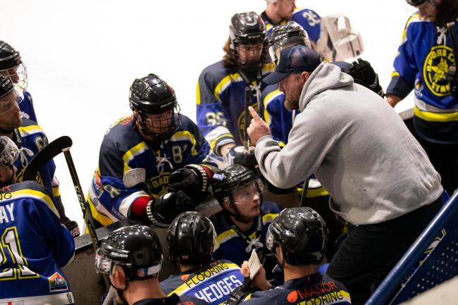 Dean Birrell instructs his Oxford City Stars side Picture: Paul Foster