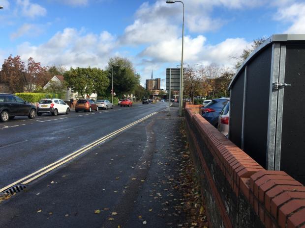 Oxford Mail: Traffic entering Oxford queued to West Way. Picture: Liam Rice