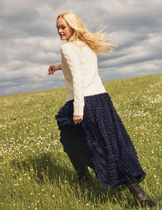 Oxford Mail: Rachael Skirt - Navy. Picture Boden
