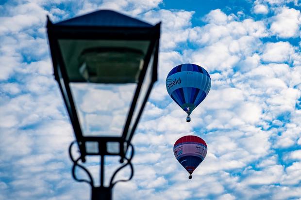 Oxford Mail: Why not choose an experience gift such as a hot air balloon ride. Picture: PA