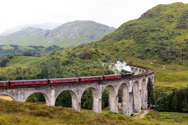 Oxford Mail: Hogwarts Express and the Scenic Highlands Day Tour - Inverness (Tripadvisor)