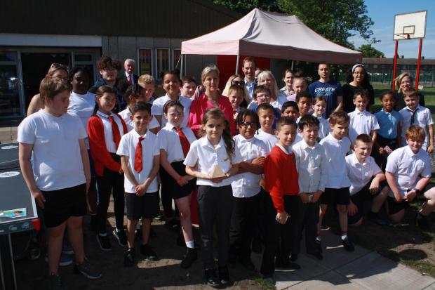 Oxford Mail: HRH Sophie visits students at the Blackbird Leys Adventure Playground.