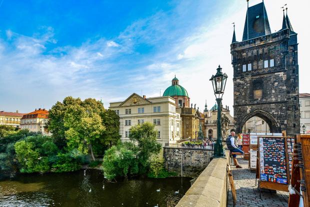 Oxford Mail: Prague. Credit: Discover Cars
