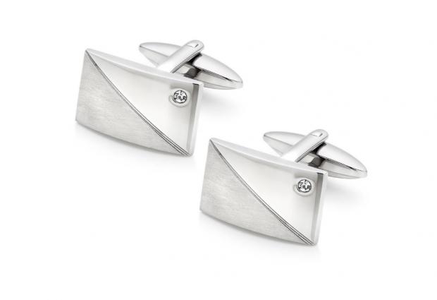 Oxford Mail: Stainless Steel Cubic Zirconia Cufflinks. Credit: Beaverbrooks