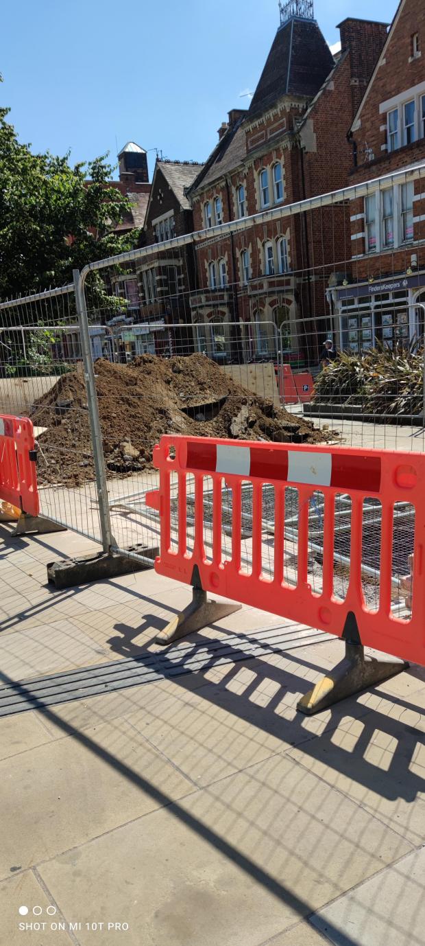 Oxford Mail: The businesses were not warned of the roadworks. Picture: Amanda Bell