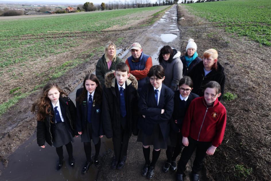 ‘Horrible’ school walking route near Wantage to be inspected