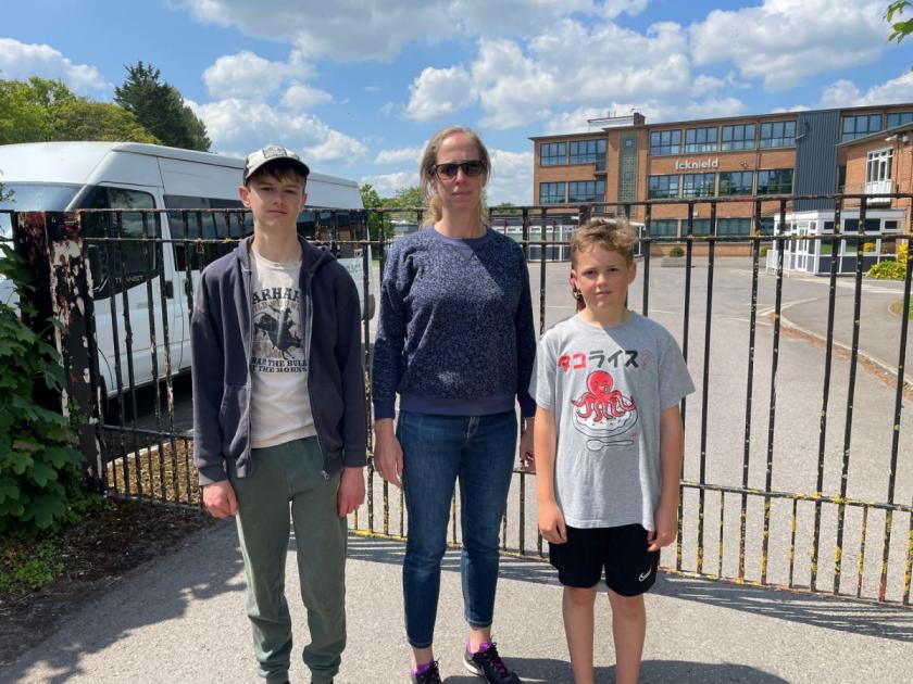 Oxfordshire parents left seething over school bus service