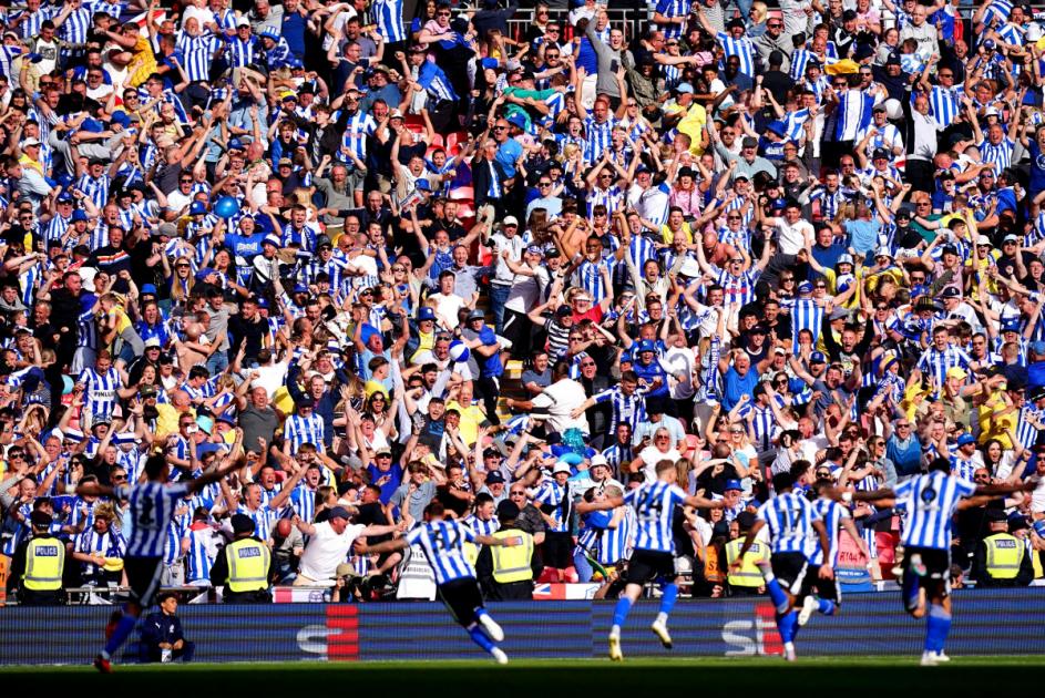 Sheffield Wednesday beat Barnsley in League One play-off final