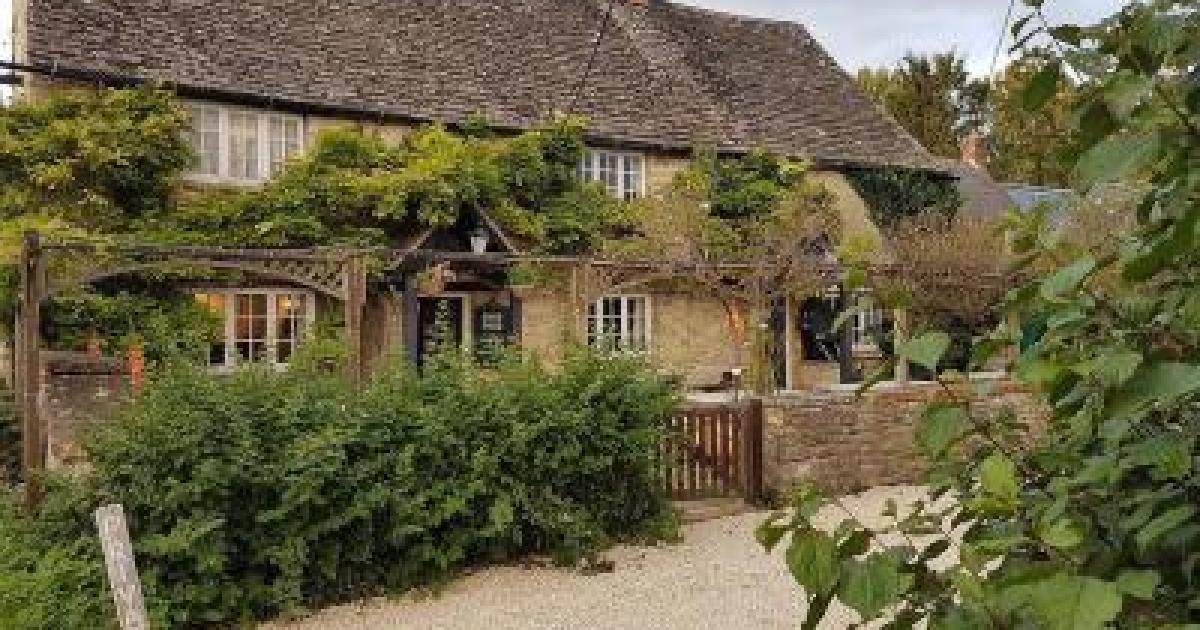 Battle to save Oxfordshire village’s last standing pub