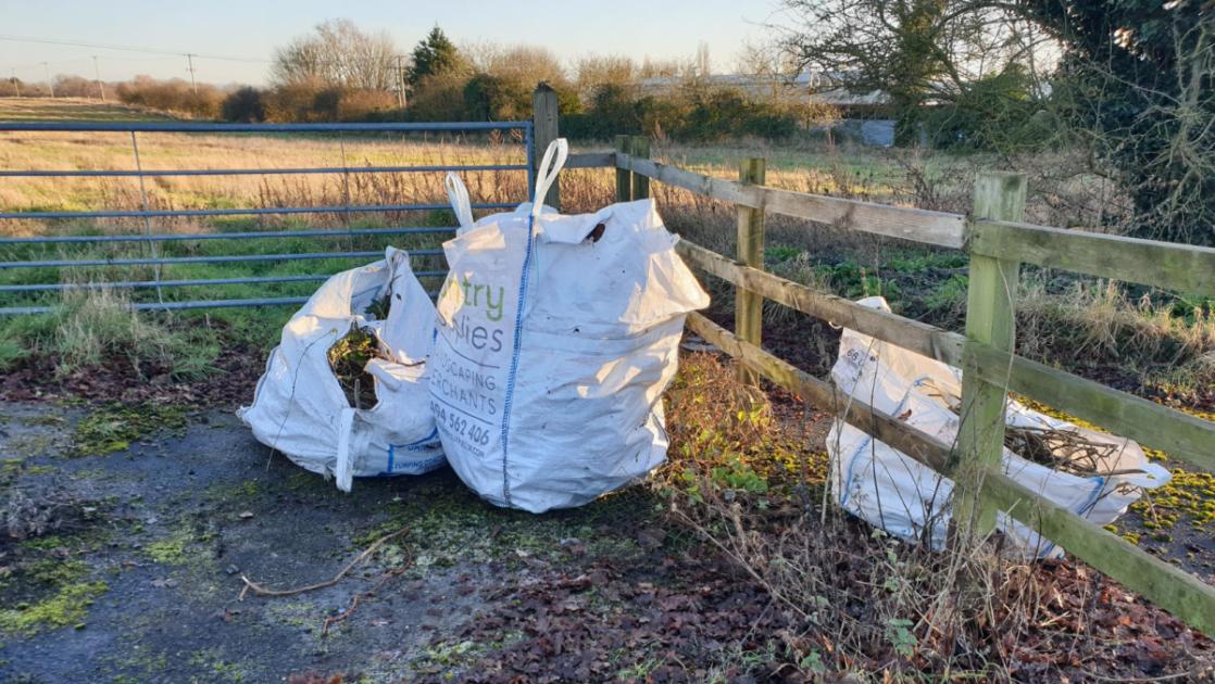 Oxfordshire: Man must pay £1,400 for dumping waste by A329