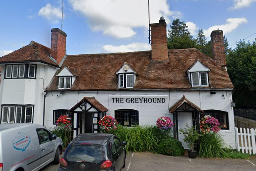 The Greyhound Inn wins South Oxfordshire CAMRA award 