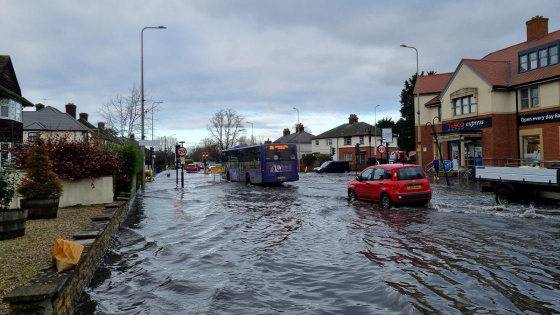In der Oxford Abingdon Road herrschte aufgrund von Straßensperrungen Wasser