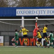 Gemma Sims goes up for a header in Oxford United Women's clash with Yeovil Town    Picture: Tom Melvin
