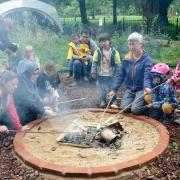 NaturEscape: making bread around the fire