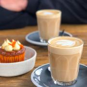 7 best cafes to enjoy a coffee in Oxfordshire based on Tripadvisor reviews (Canva)