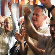 Woodstock Social Club was a mix of tension and joy as football fans gathered to watch Oxford United in the play-off final