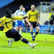 Farrell sets up Yemi Odubade for Oxford's third goal