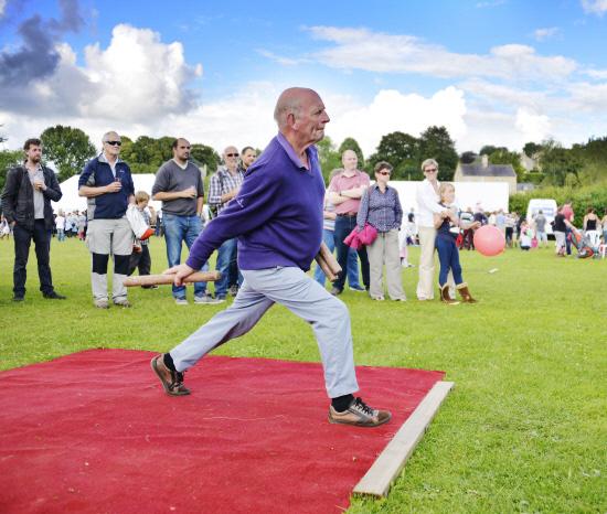 Oxford Mail: Barry Parker in action at the Charlbury Beer Festival in June 2014. Picture: Mark Hemsworth